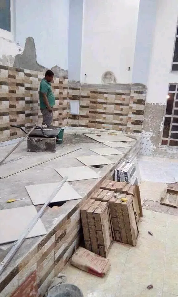 Assentamento de piso e revestimento de parede